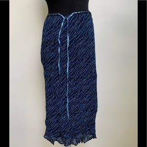 Madison & Max Black Blue Geometric Long Skirt